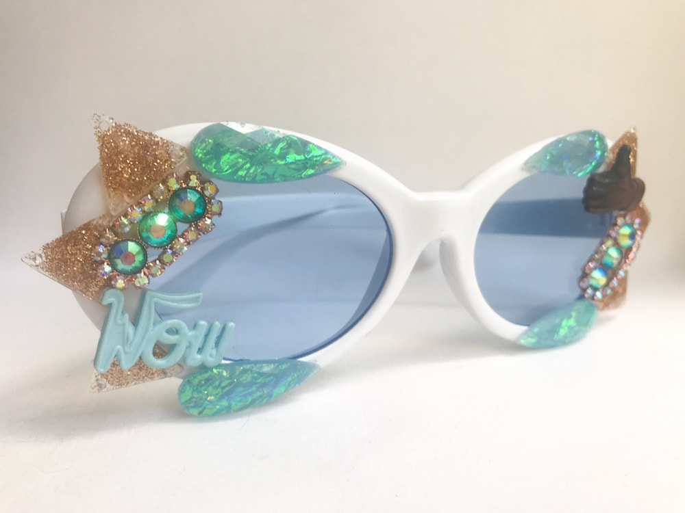 WOW Clout - Rhinestone Sunglasses - Smiley Art Goods Sunglasses
